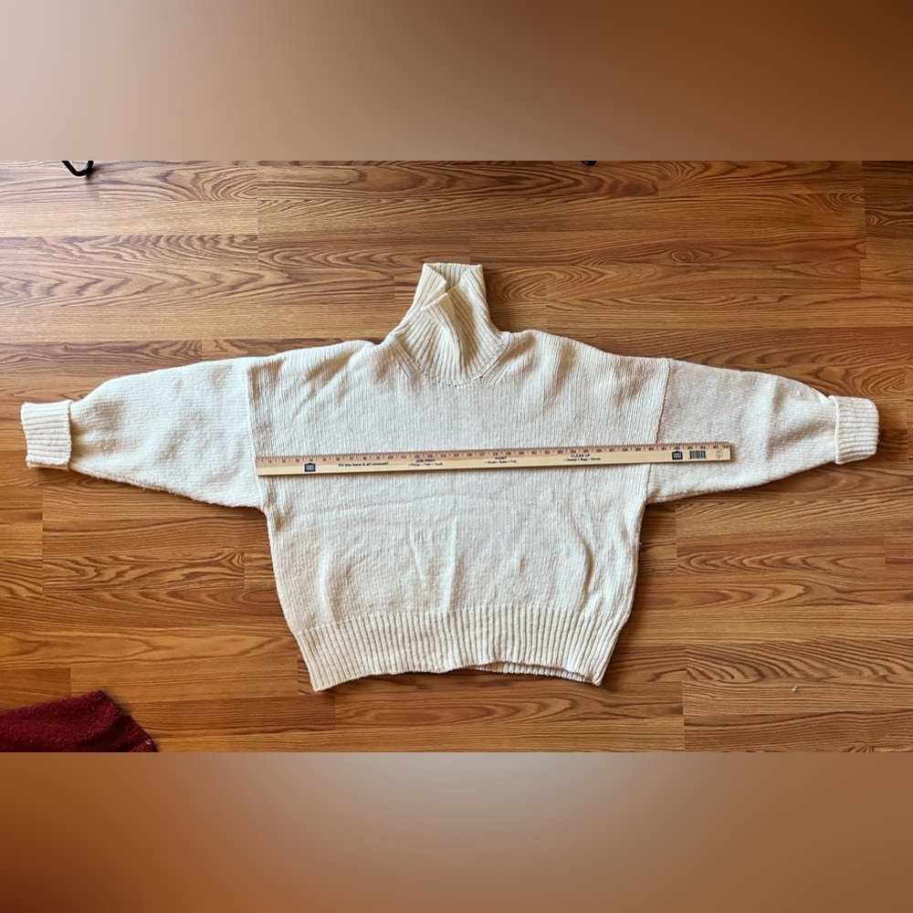 Babaa cream oversized knit wool turtleneck
